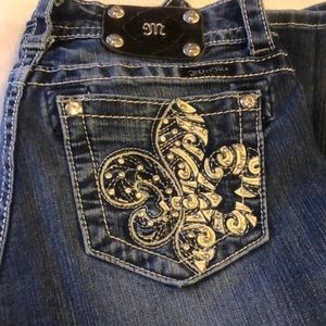 Miss me boot cut jeans. P692